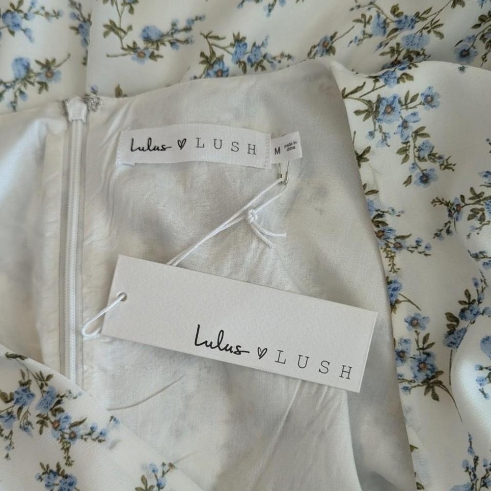 NWT Lulus x Lush So True White Floral Print Tiered Short Sleeve Mini Dress - M - Picture 9 of 10